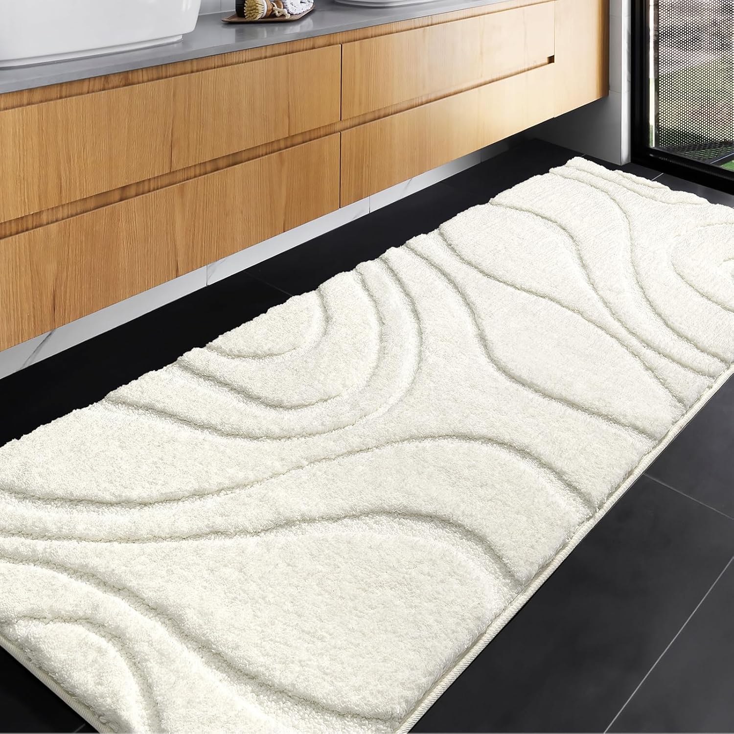 DEXDE Bathroom Rugs Mat Runner 24x60 Inch, Light Gray Bath Rugs Ultra Plush Fluffy Long Non-Slip Machine Wash Dry Bath Mats Large Soft Absorbent Microfiber Carpet for Bathroom Floor Tub Shower