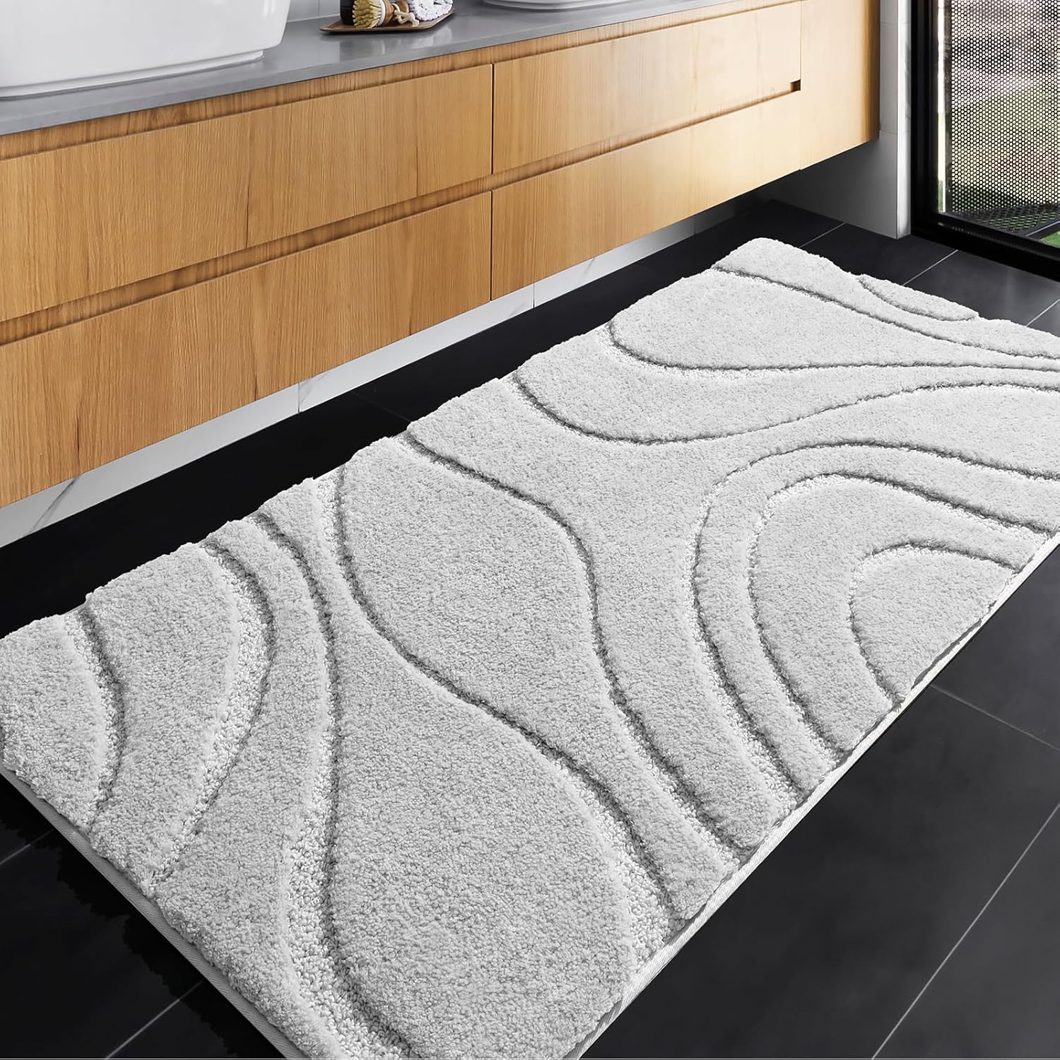 DEXDE Bathroom Rugs Mat Runner 24x60 Inch, Light Gray Bath Rugs Ultra Plush Fluffy Long Non-Slip Machine Wash Dry Bath Mats Large Soft Absorbent Microfiber Carpet for Bathroom Floor Tub Shower