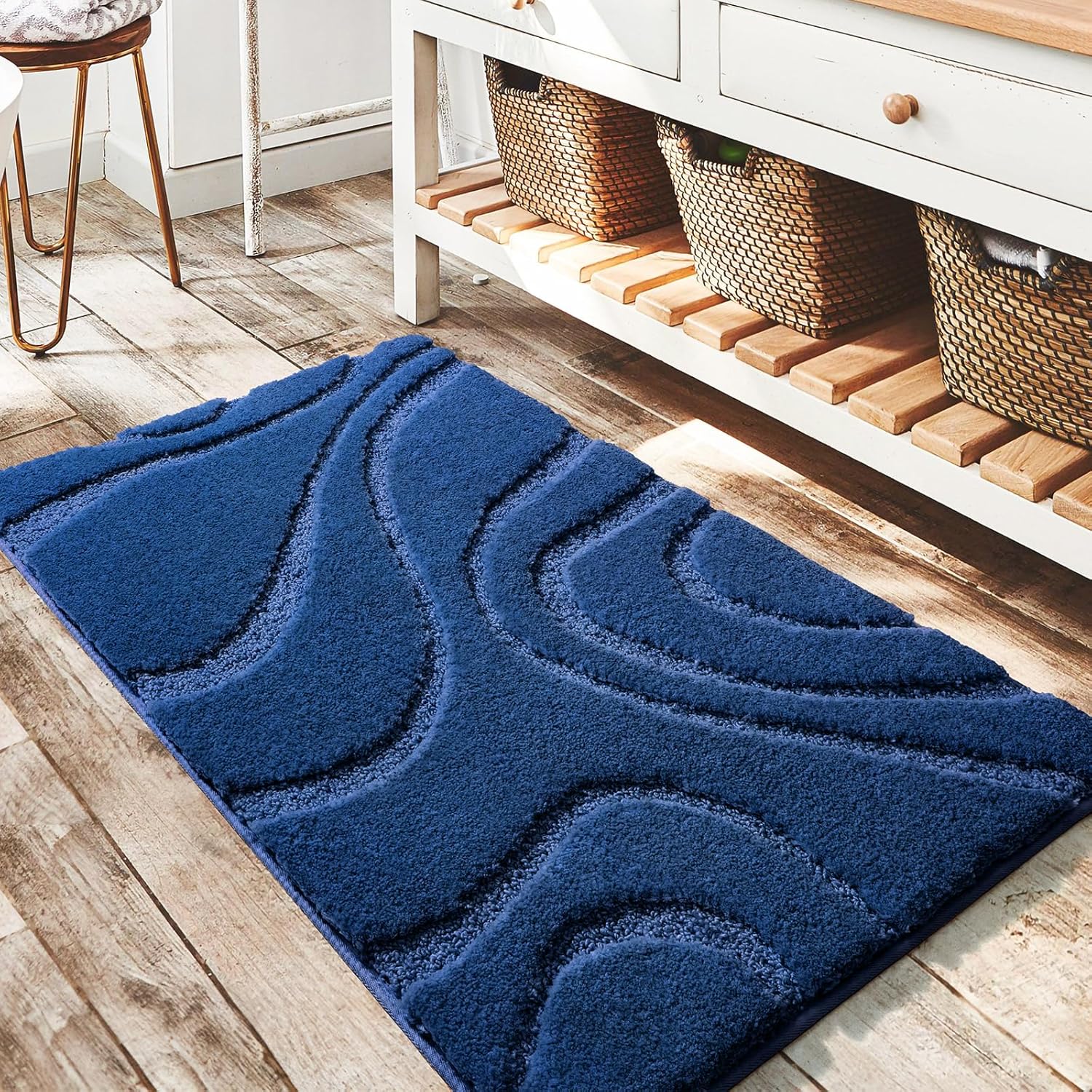 DEXDE Bathroom Rugs Mat Runner 24x60 Inch, Light Gray Bath Rugs Ultra Plush Fluffy Long Non-Slip Machine Wash Dry Bath Mats Large Soft Absorbent Microfiber Carpet for Bathroom Floor Tub Shower