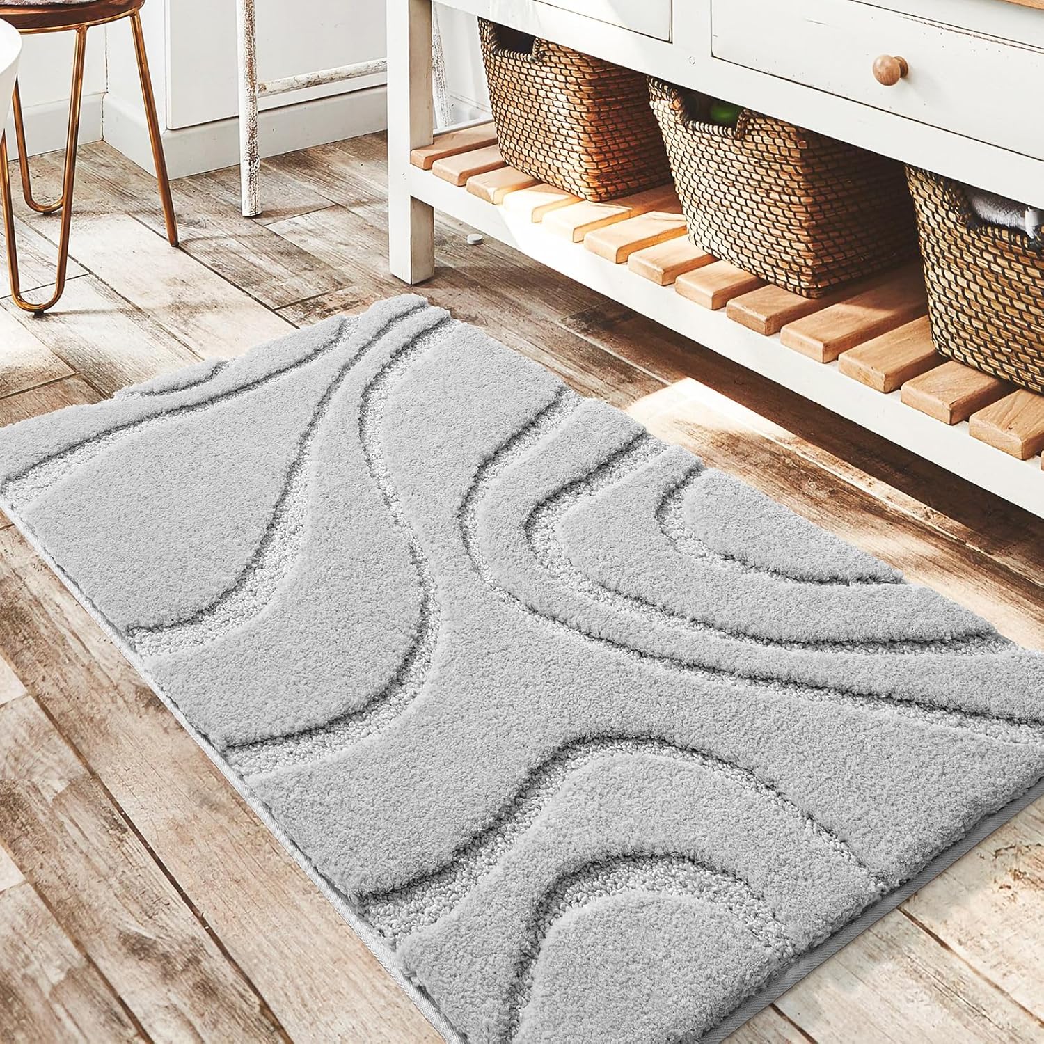 DEXDE Bathroom Rugs Mat Runner 24x60 Inch, Light Gray Bath Rugs Ultra Plush Fluffy Long Non-Slip Machine Wash Dry Bath Mats Large Soft Absorbent Microfiber Carpet for Bathroom Floor Tub Shower
